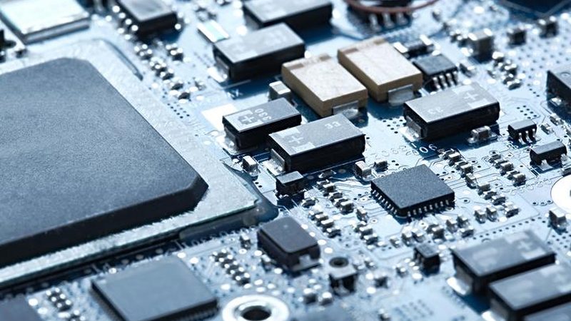 射频芯片在通信基站中的关键作用解析**